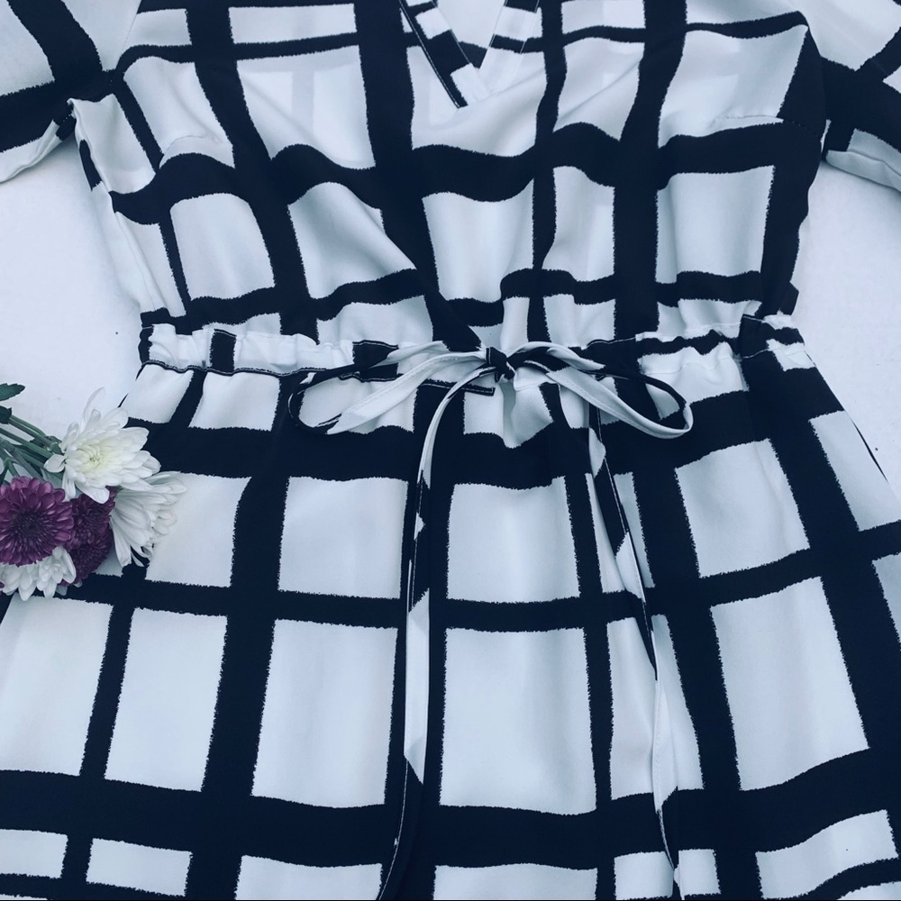 Windowpane Shift Dress - Picture 6 of 8